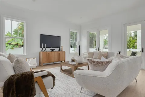 $1,795,000 | 246 23rd Avenue Southeast, St. Petersburg, FL 33705