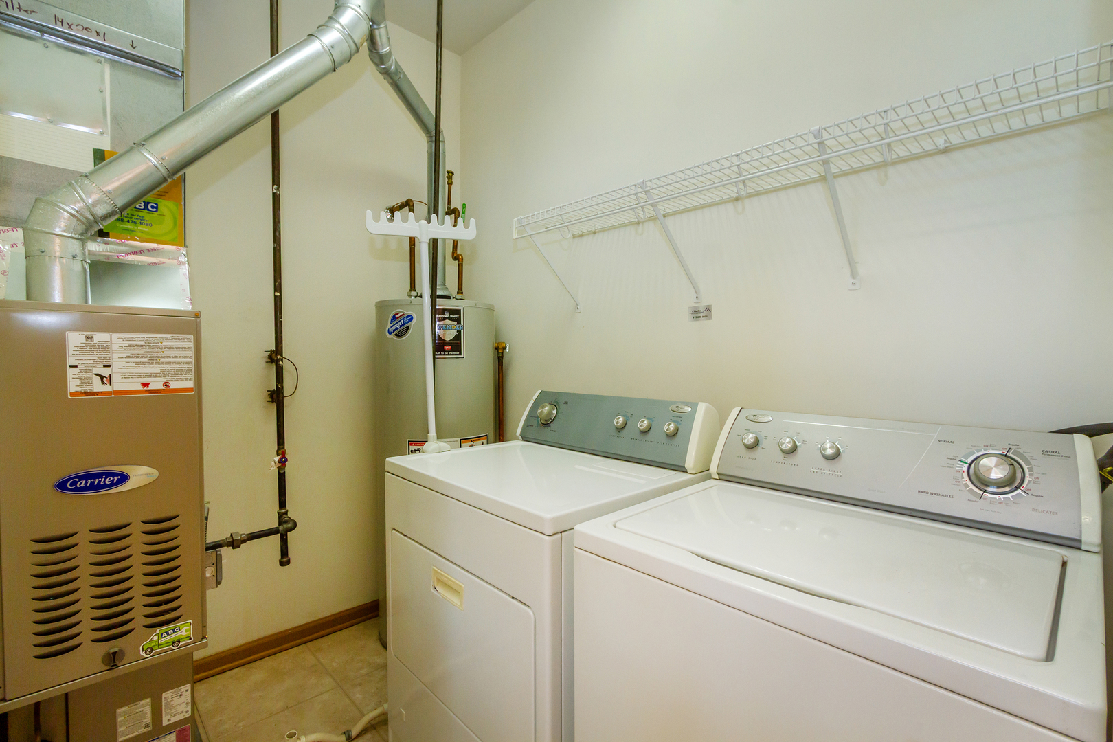 1508 Ludington Circle Romeoville, IL 60446 - Photo 23 of 28 a utility room with dryer and washer