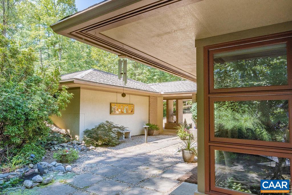 3675 Brinnington Road Charlottesville, VA 22901 - Photo 7 of 51 Gallery Image 7