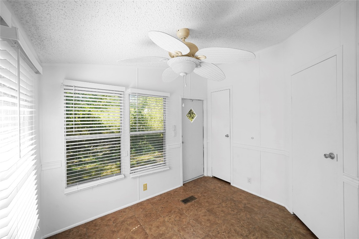 3614 College Street Damon, TX 77430 - Photo 8 of 15 Back Door