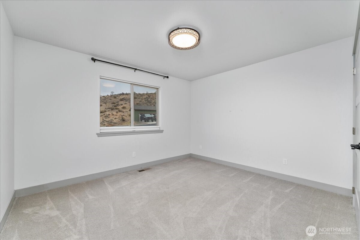 9978 Saska Way Entiat, WA 98822 - Photo 13 of 35 a view of empty room