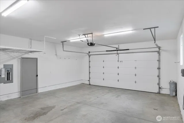 a view of a garage room