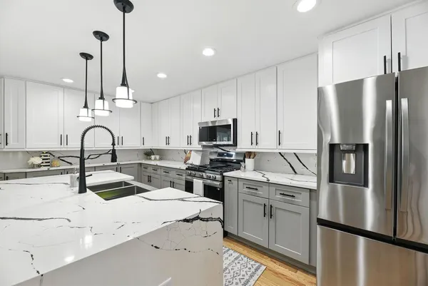 $995,500 | 340 North Berrien Street, New Buffalo, MI 49117