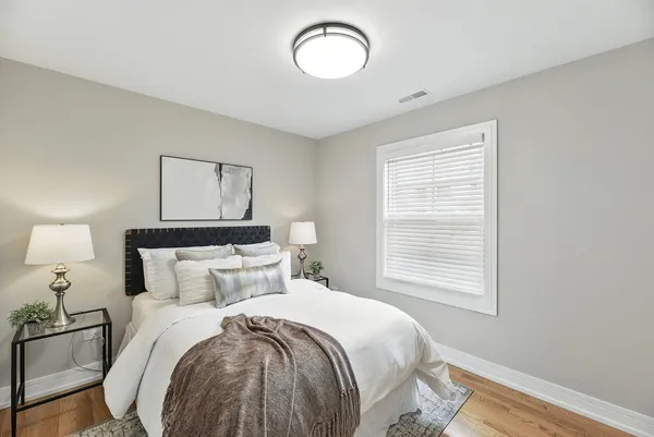 $995,500 | 340 North Berrien Street, New Buffalo, MI 49117