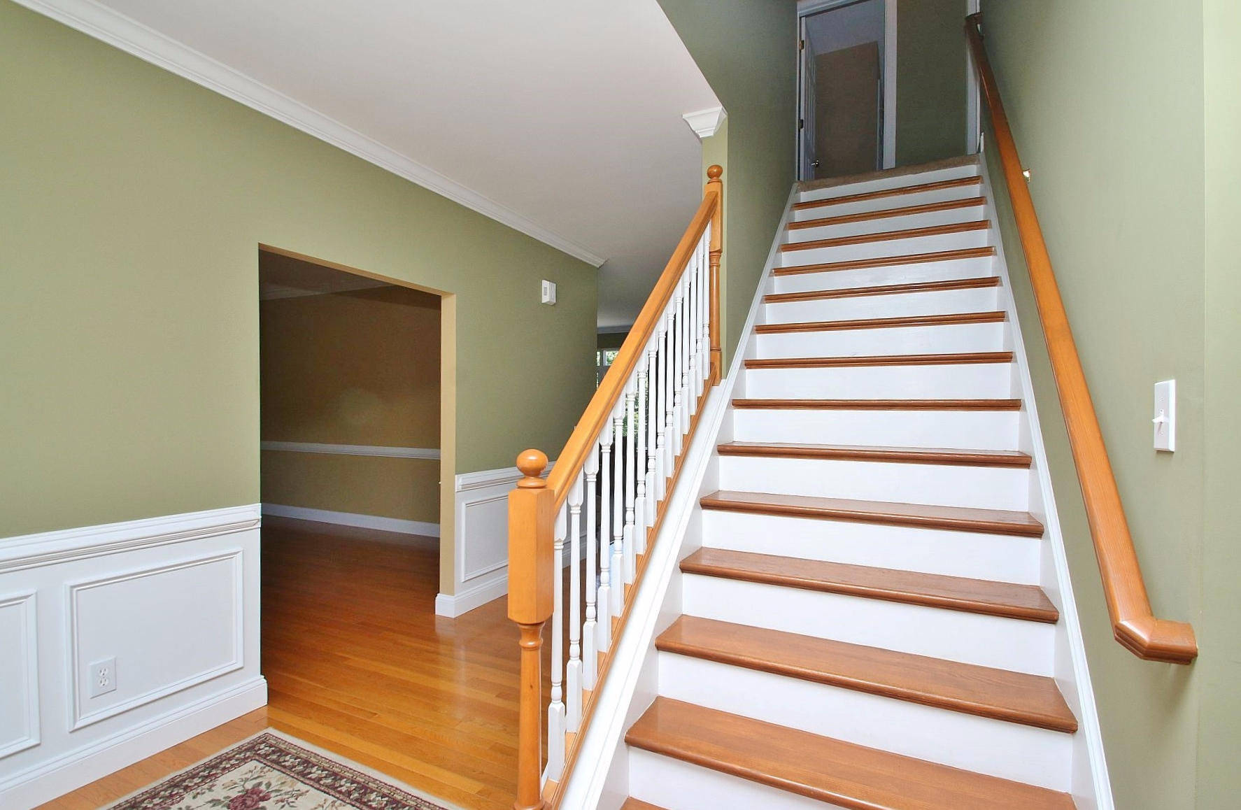 10 Old Point Road Moneta, VA 24121 - Photo 34 of 79 a view of entryway