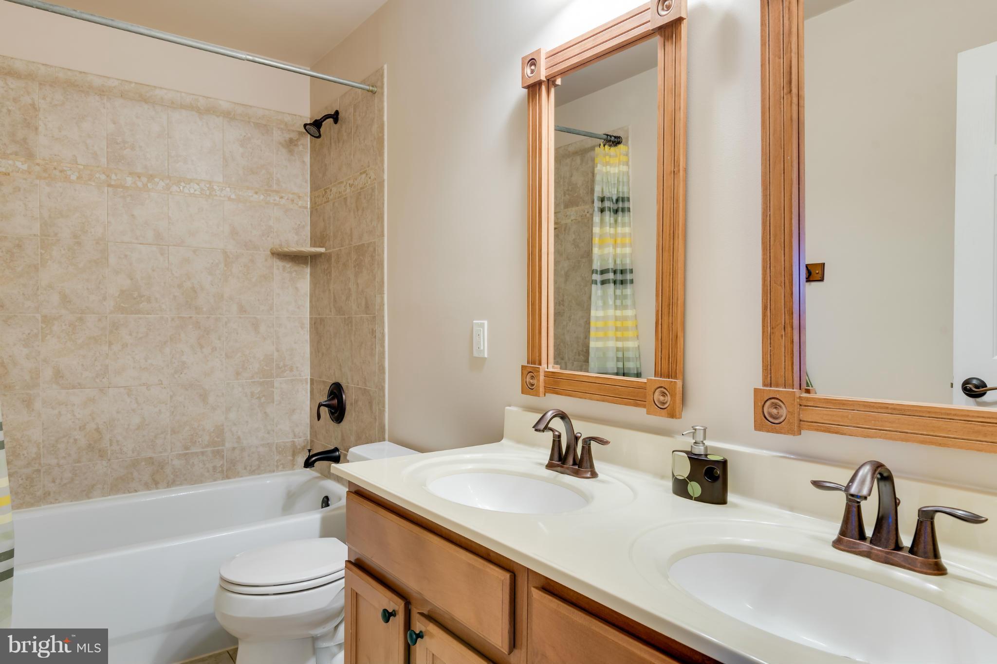 10476 Short Cut Road Catlett, VA 20119 - Photo 21 of 30 Bath