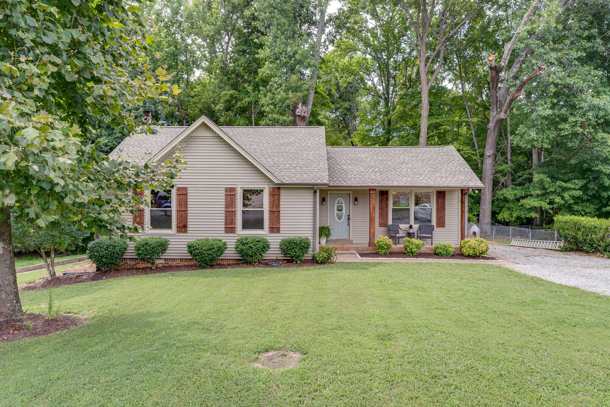 207 Cofer Drive Springfield, TN 37172 - Photo 1 of 24 Gallery Image 1
