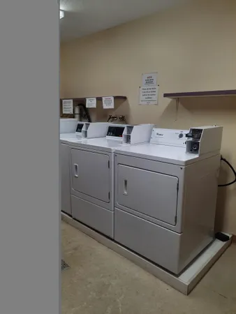 $1,900 | 7 Autumn Leaf Drive, Unit 3, Nashua, NH 03060