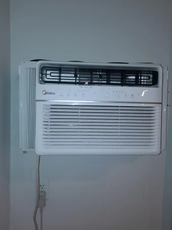 $1,900 | 7 Autumn Leaf Drive, Unit 3, Nashua, NH 03060