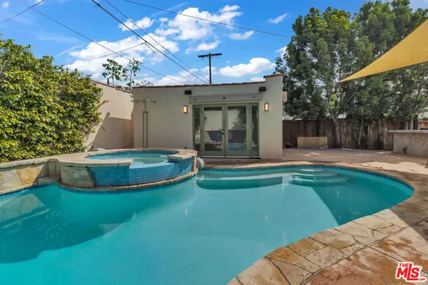 $8,450 | 6131 West 5th Street, Los Angeles, CA 90048