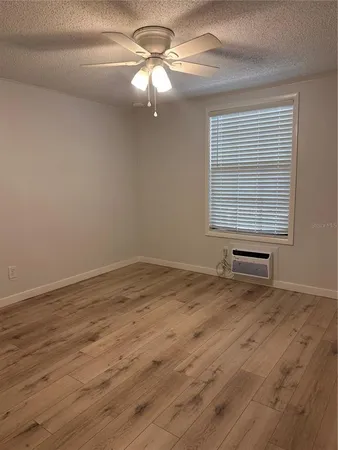 $1,050 | 2490 Southwest 14th Drive, Unit 35, Gainesville, FL 32608