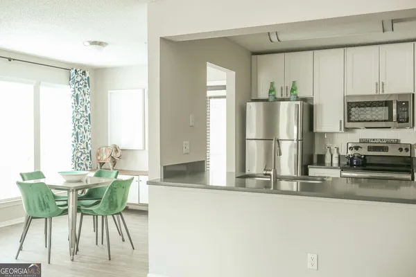 $1,525 | 10 Rimington Lane, Unit 306, Decatur, GA 30030