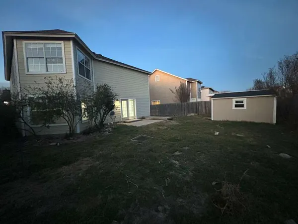 $1,975 | 1006 Quail Valley Drive, Georgetown, TX 78626