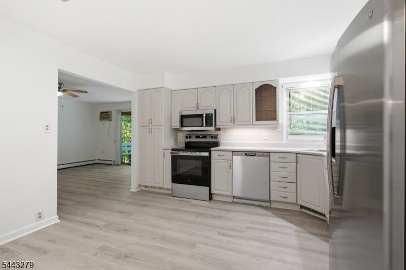 73 Lozier Road Budd Lake, NJ 07828 - Photo 11 of 35