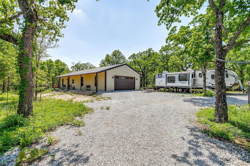 313 Broken Road Perrin, TX 76486 - Photo 3 of 38