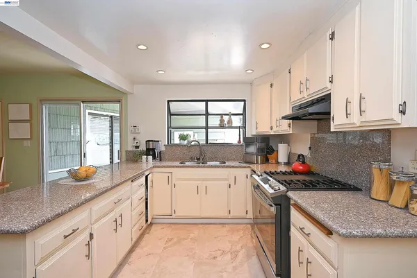 $1,199,000 | 18616 Sandy Road, Castro Valley, CA 94546