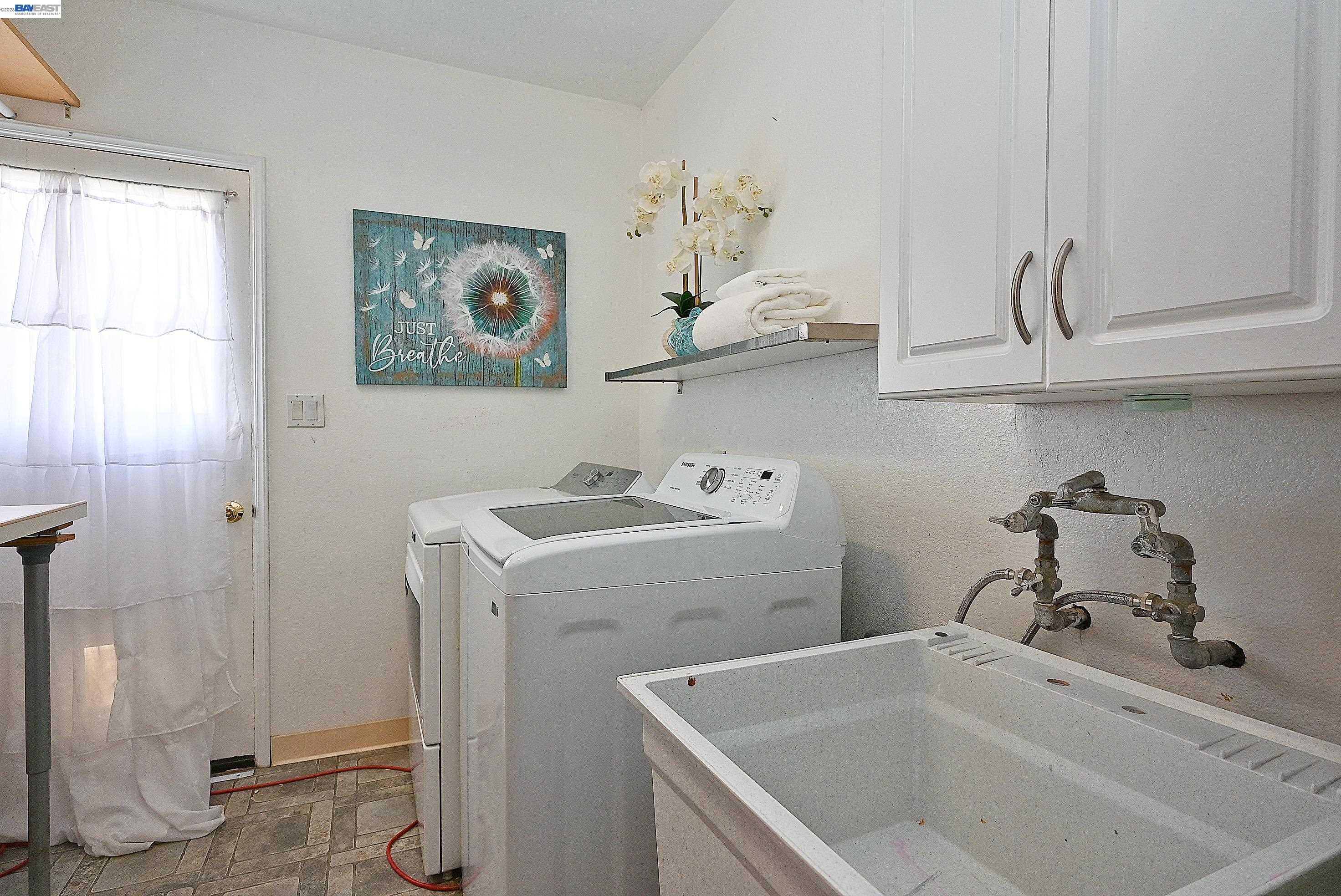 18616 Sandy Road Castro Valley, CA 94546 - Photo 26 of 37