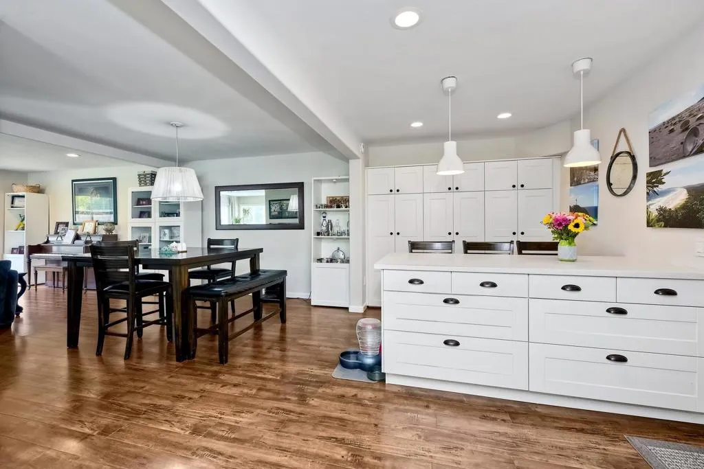 2425 Torrejon Place Carlsbad, CA 92009 - Photo 33 of 61