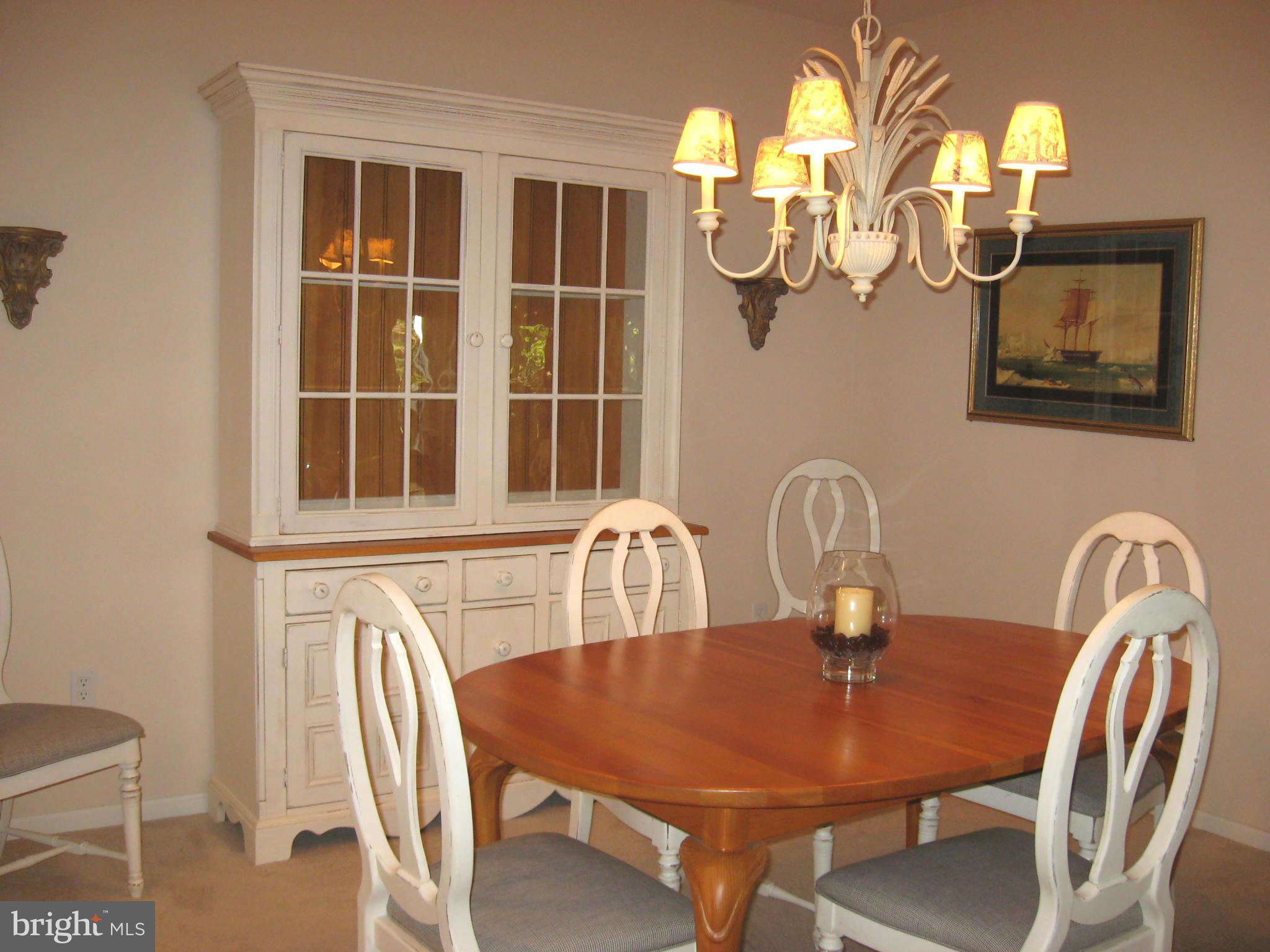 802 Runabout Loop Solomons, MD 20688 - Photo 8 of 28 Dining Room