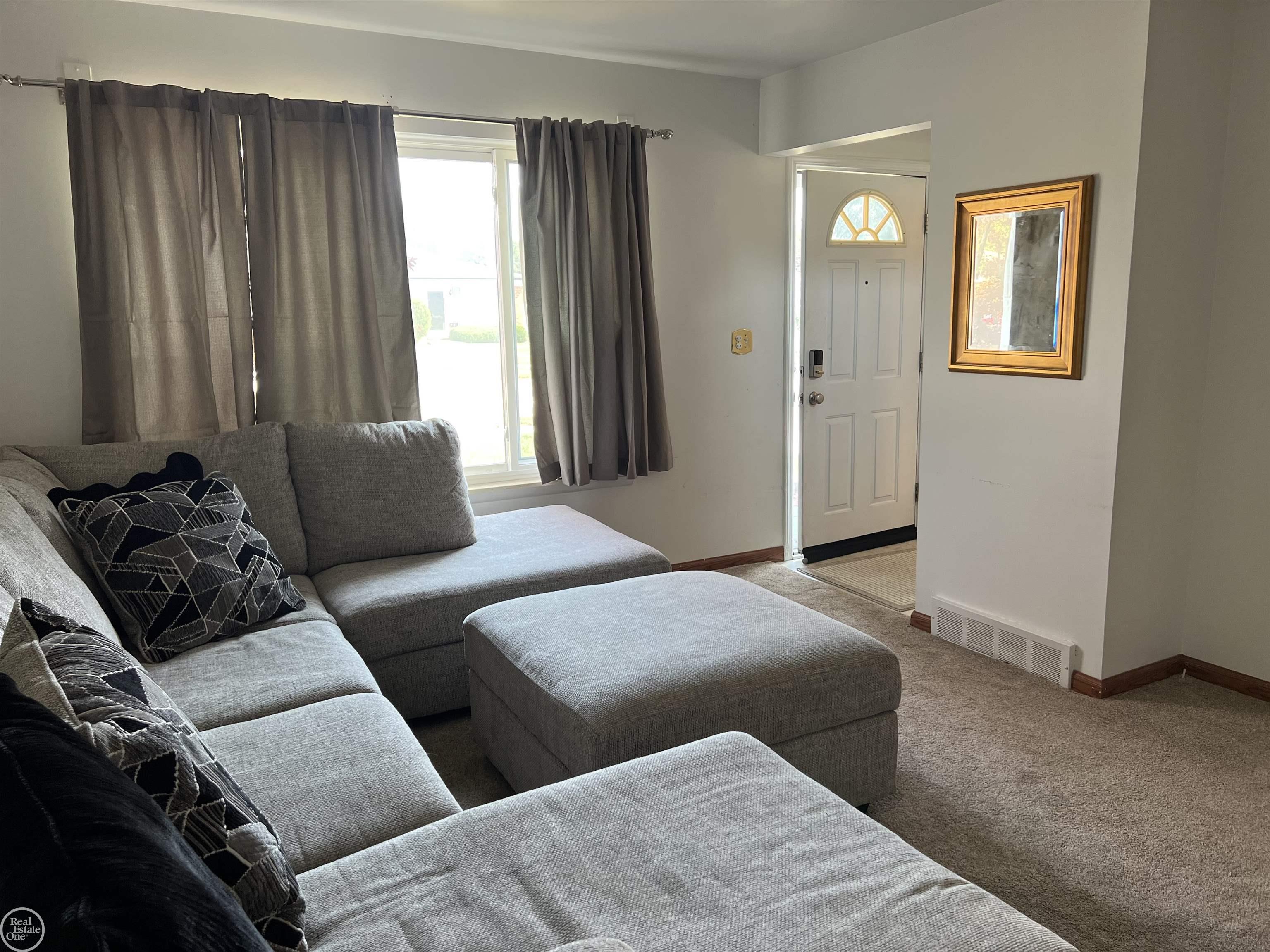 32551 Rosenbusch Drive Warren, MI 48088 - Photo 8 of 16