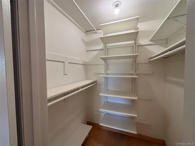 $4,500 | 508 Central Park Avenue, Unit 5211, Scarsdale, NY 10583