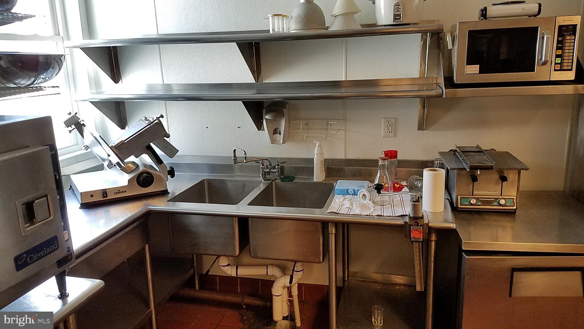 401 Main Street Oley, PA 19547 - Photo 5 of 52