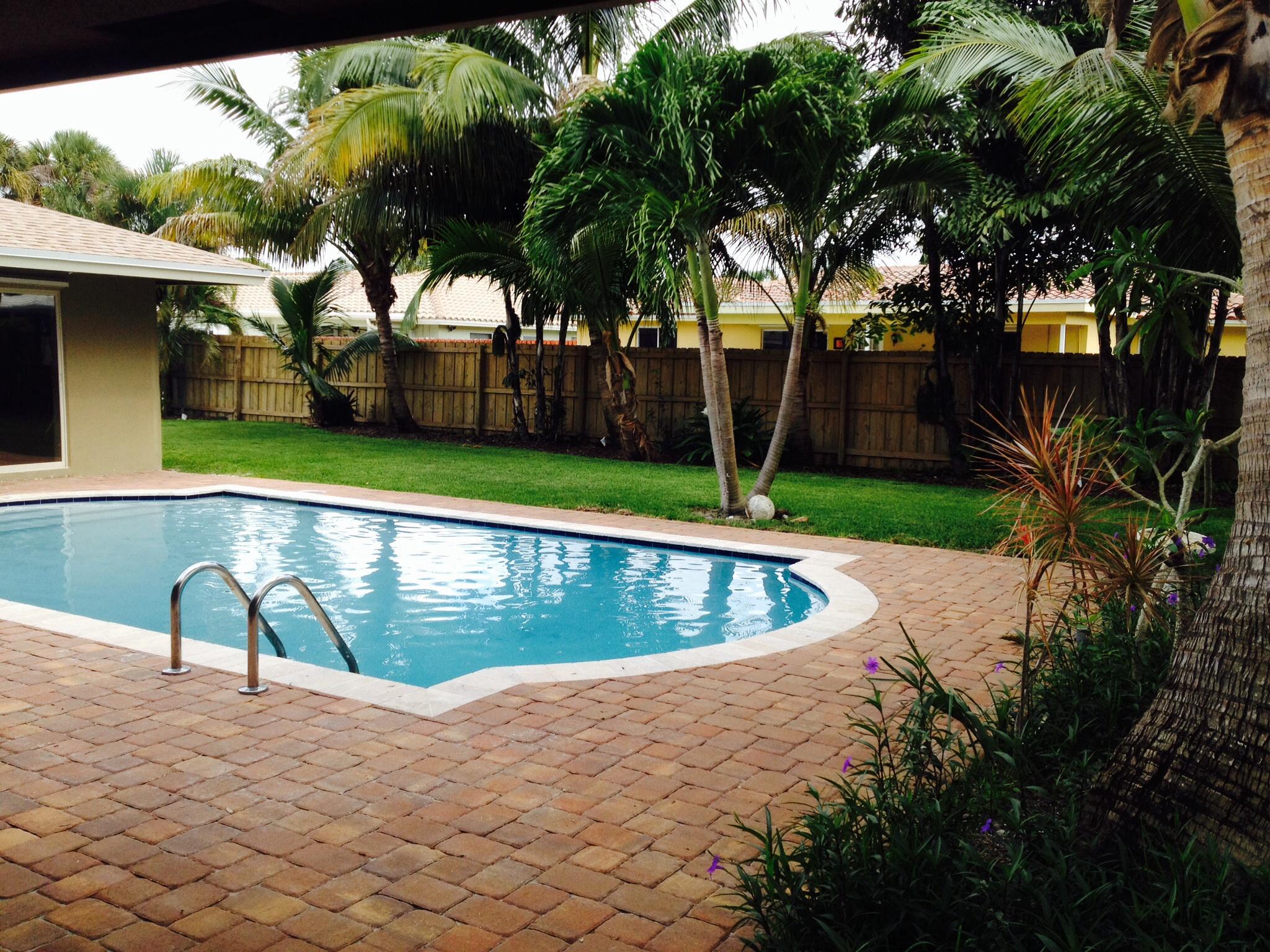 1237 Southwest 13th Place Boca Raton, FL 33486 - Photo 11 of 13 image