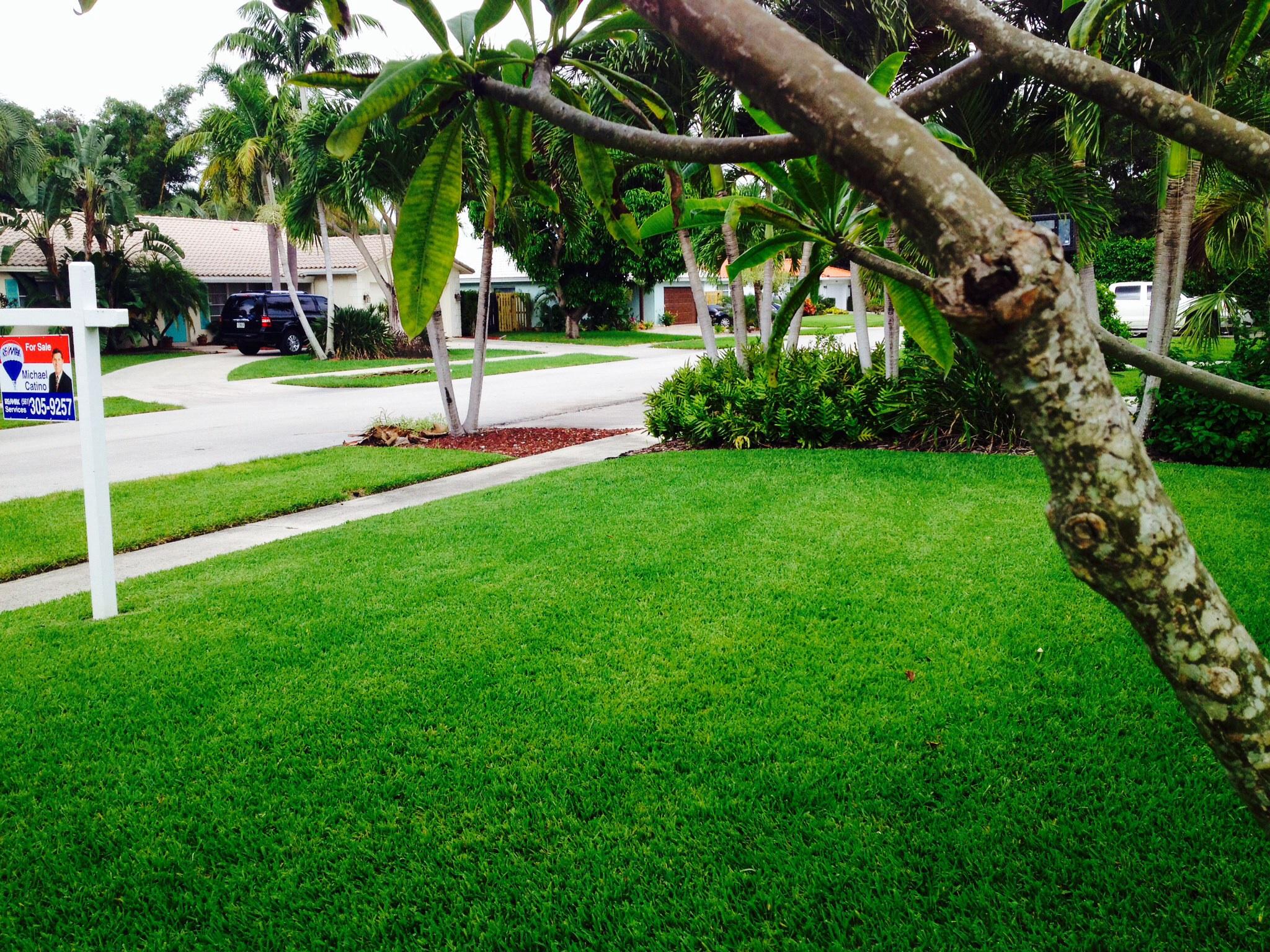 1237 Southwest 13th Place Boca Raton, FL 33486 - Photo 3 of 13 image