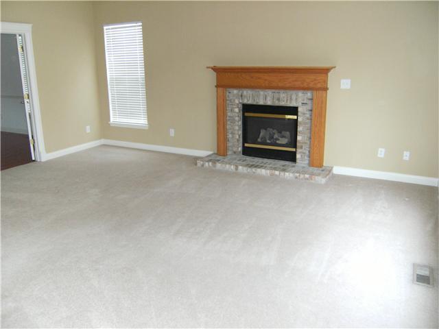 597 Georgetown Road Greenwood, IN 46142 - Photo 3 of 19 Gallery Image 3
