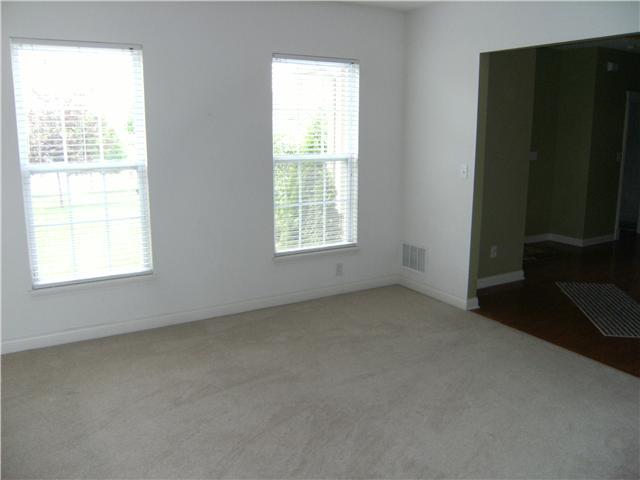 597 Georgetown Road Greenwood, IN 46142 - Photo 7 of 19 Gallery Image 7