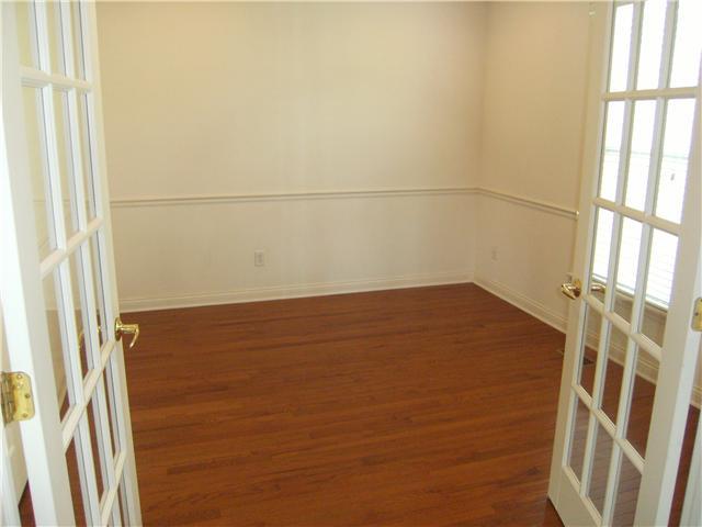 597 Georgetown Road Greenwood, IN 46142 - Photo 8 of 19 Gallery Image 8