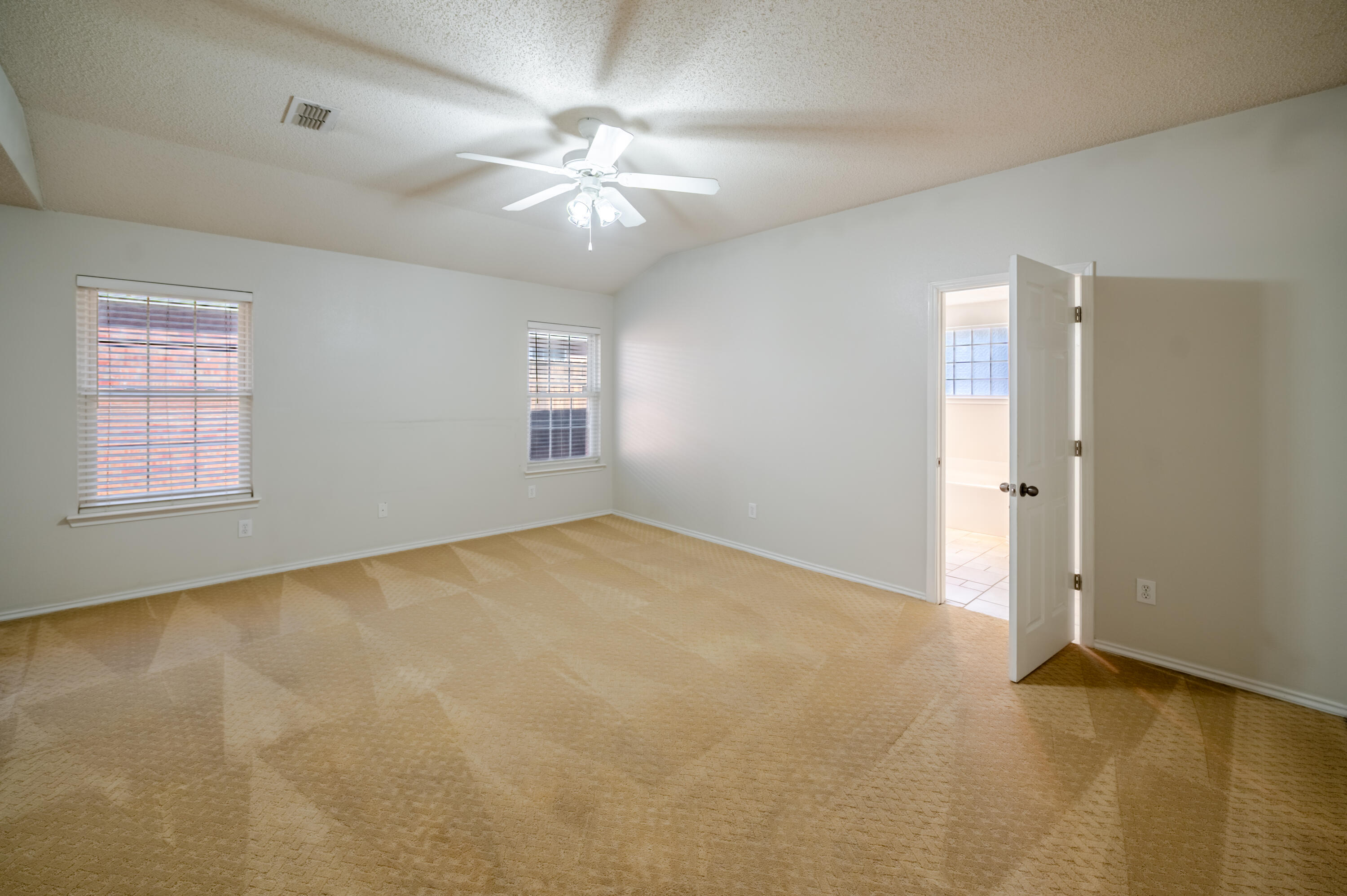 6810 84th Street Lubbock, TX 79424 - Photo 19 of 33 RE6.2-27