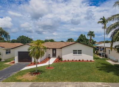 22622 Southwest 65th Avenue Boca Raton, FL 33428 - Photo 1 of 39 front