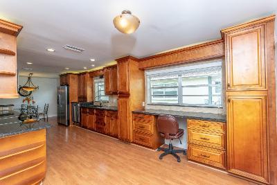22622 Southwest 65th Avenue Boca Raton, FL 33428 - Photo 13 of 39 kitchen1
