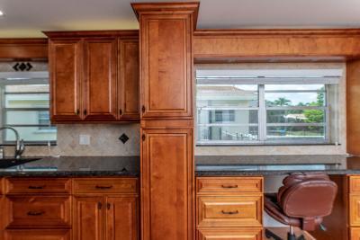 22622 Southwest 65th Avenue Boca Raton, FL 33428 - Photo 15 of 39 kitchen4