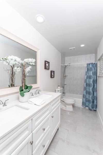 22622 Southwest 65th Avenue Boca Raton, FL 33428 - Photo 16 of 39 guest bath
