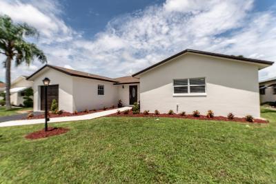 22622 Southwest 65th Avenue Boca Raton, FL 33428 - Photo 5 of 39 front2