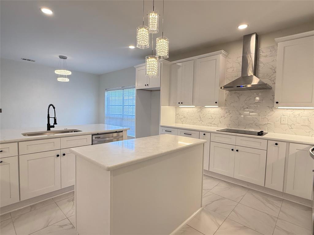 2316 Windy Ridge Court Plano, TX 75025 - Photo 5 of 30
