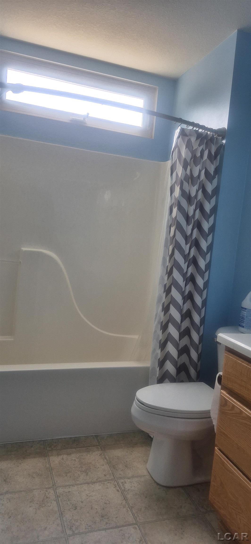 3217 Beaver Creek Ridge Adrian, MI 49221 - Photo 15 of 26 Gallery Image 15
