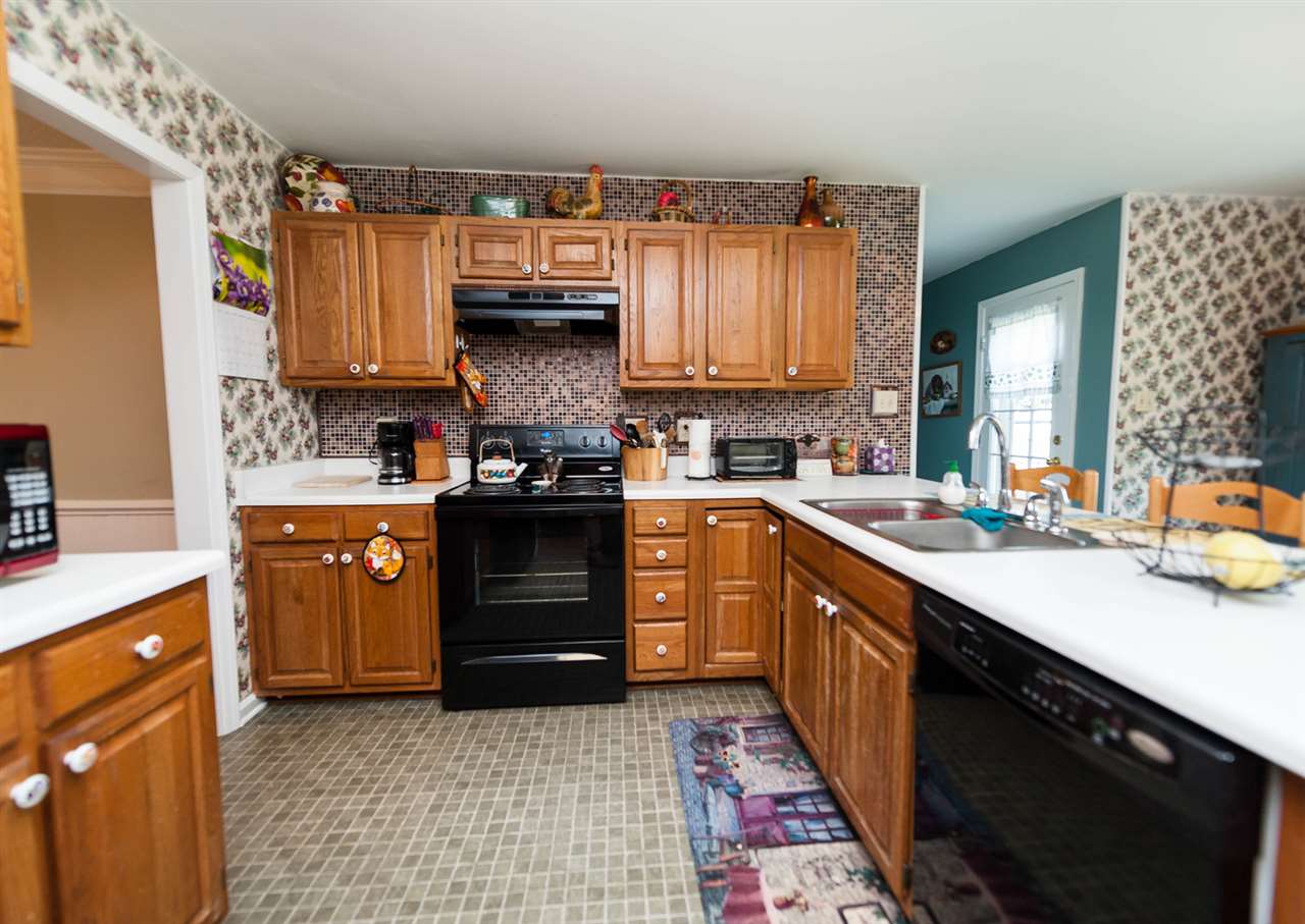211 Lightwood Knot Road Greer, SC 29651 - Photo 3 of 25