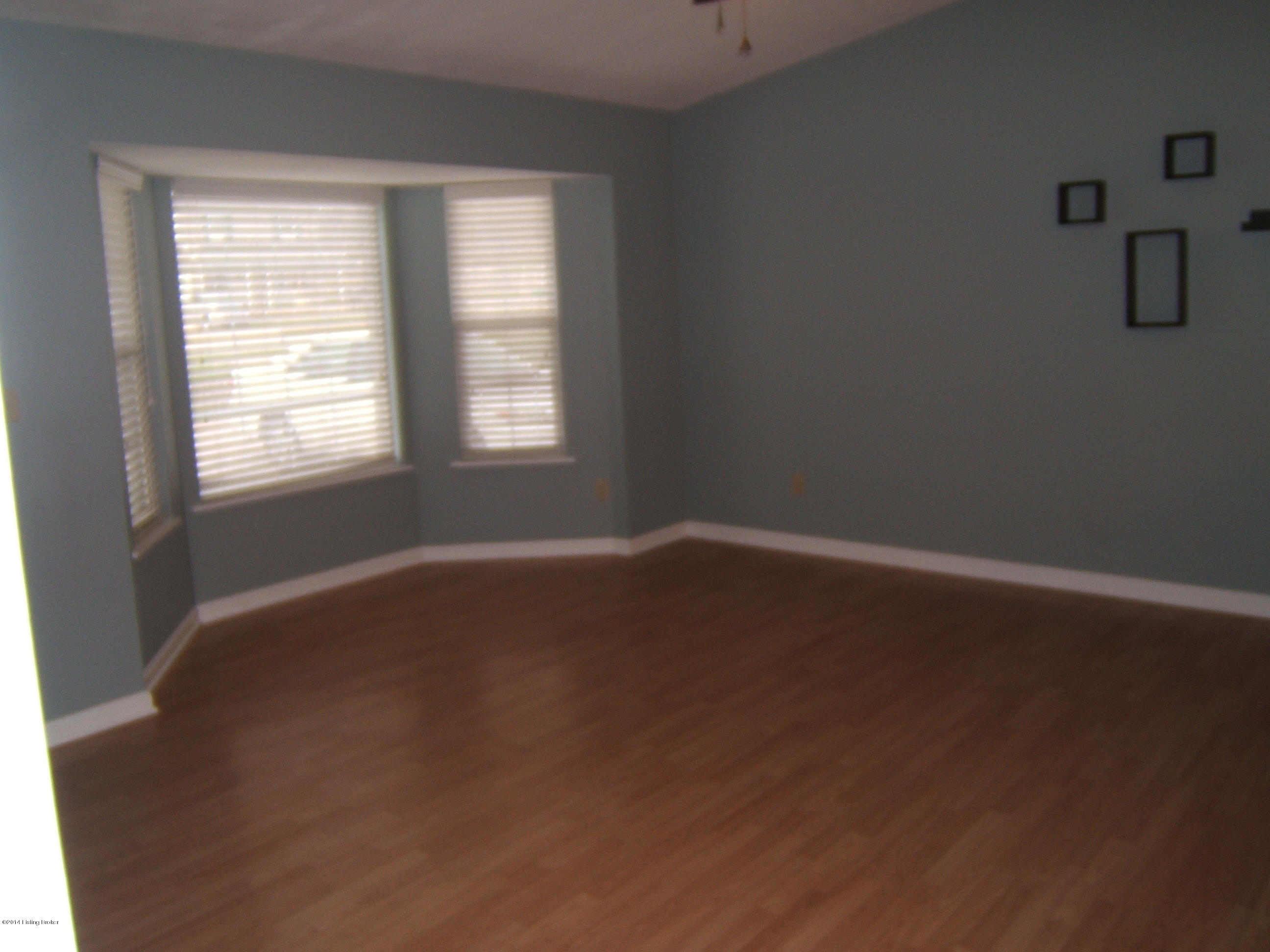102 Tim Court Radcliff, KY 40160 - Photo 3 of 24 DSCF1343
