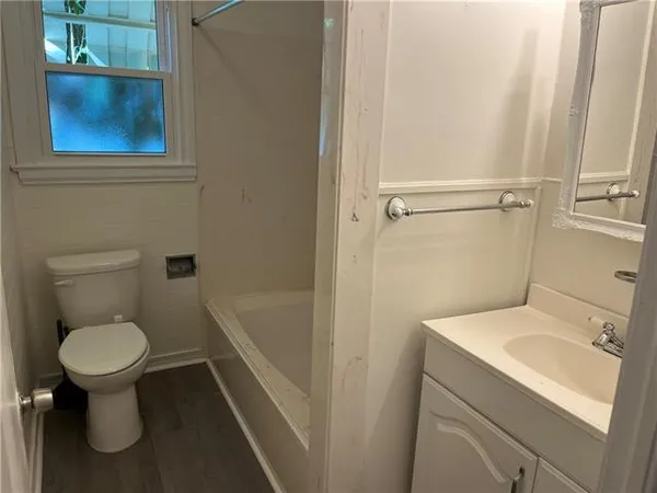 $2,250 | 620 Metairie Lawn Drive, Metairie, LA 70001