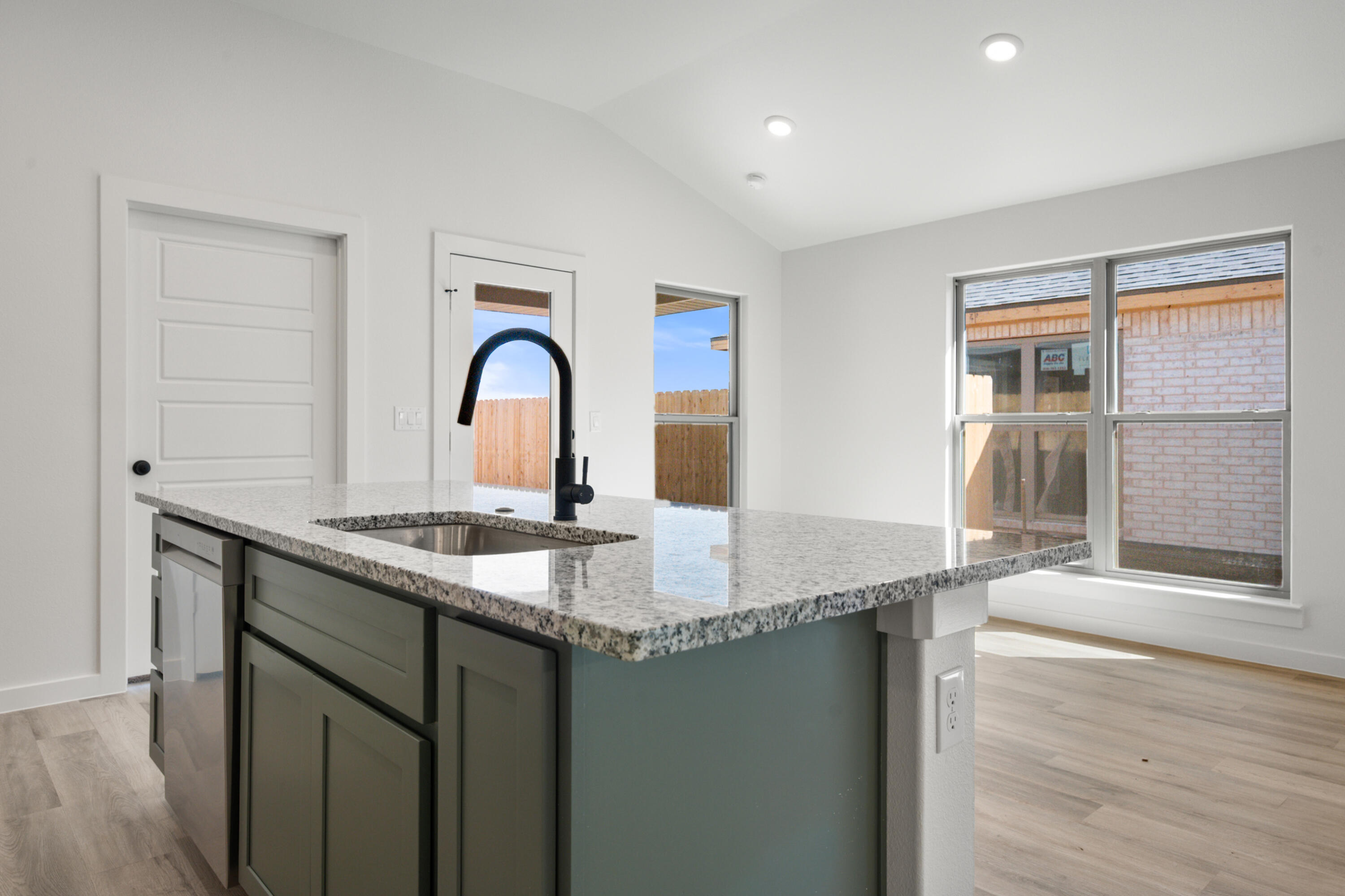 8610 24th Street Lubbock, TX 79407 - Photo 12 of 28 12-8610 24h St7100