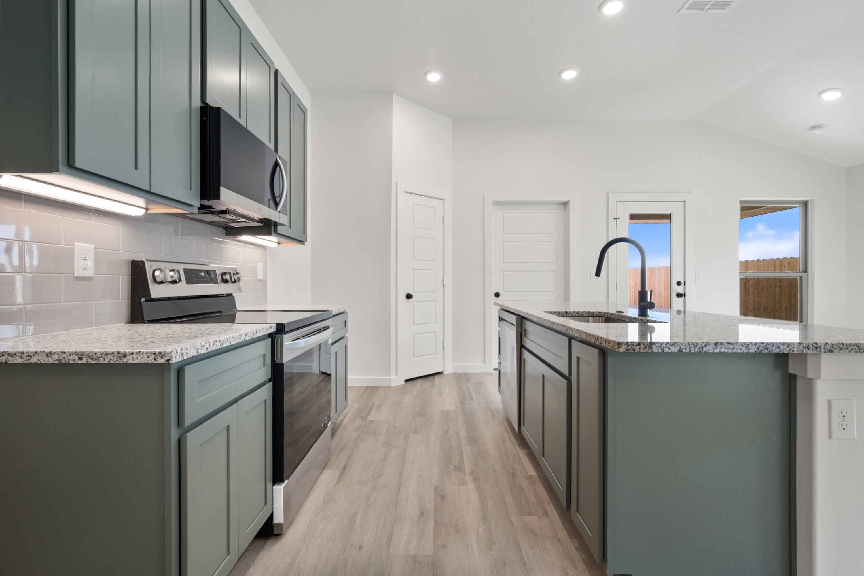 8610 24th Street Lubbock, TX 79407 - Photo 15 of 28 15-8610 24h St7115
