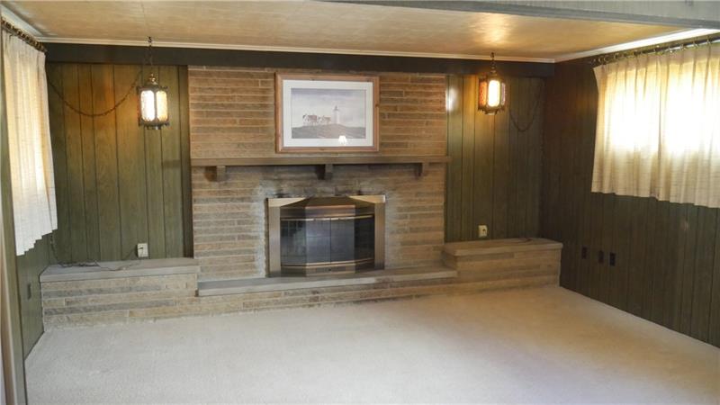 239 Perry Street Pittsburgh, PA 15239 - Photo 22 of 23 Gallery Image 22