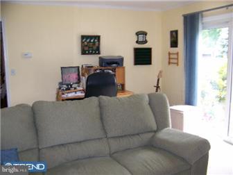 19 Marlon Pond Road Hamilton Square, NJ 08690 - Photo 8 of 12