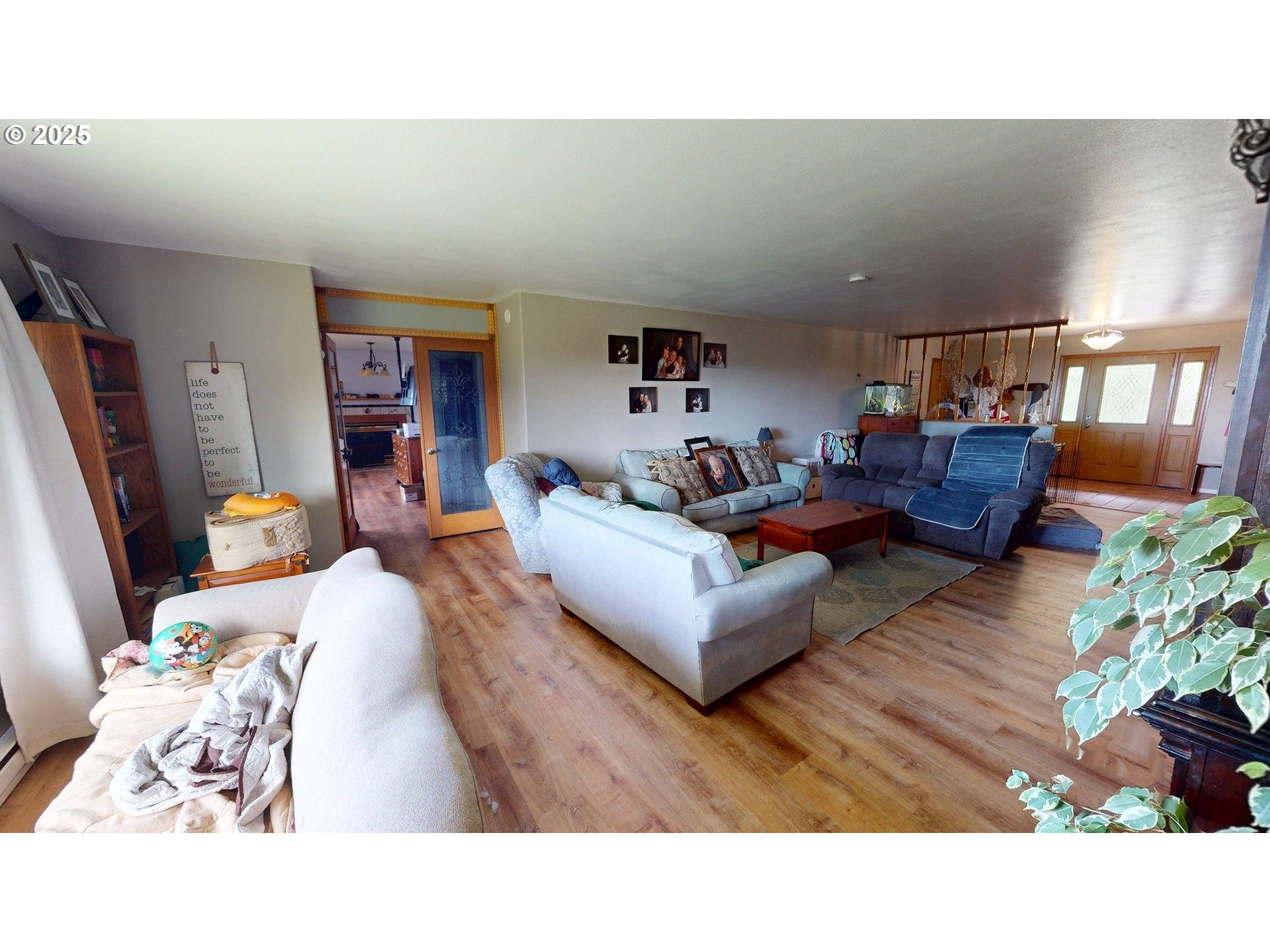 96512 Martin Ranch Road Brookings, OR 97415 - Photo 9 of 42 Living Room