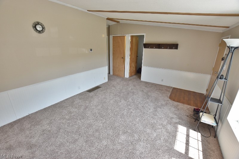 474 Avalon Road Southwest Dellroy, OH 44620 - Photo 13 of 33 A family room provides additional space for the family to spread out.