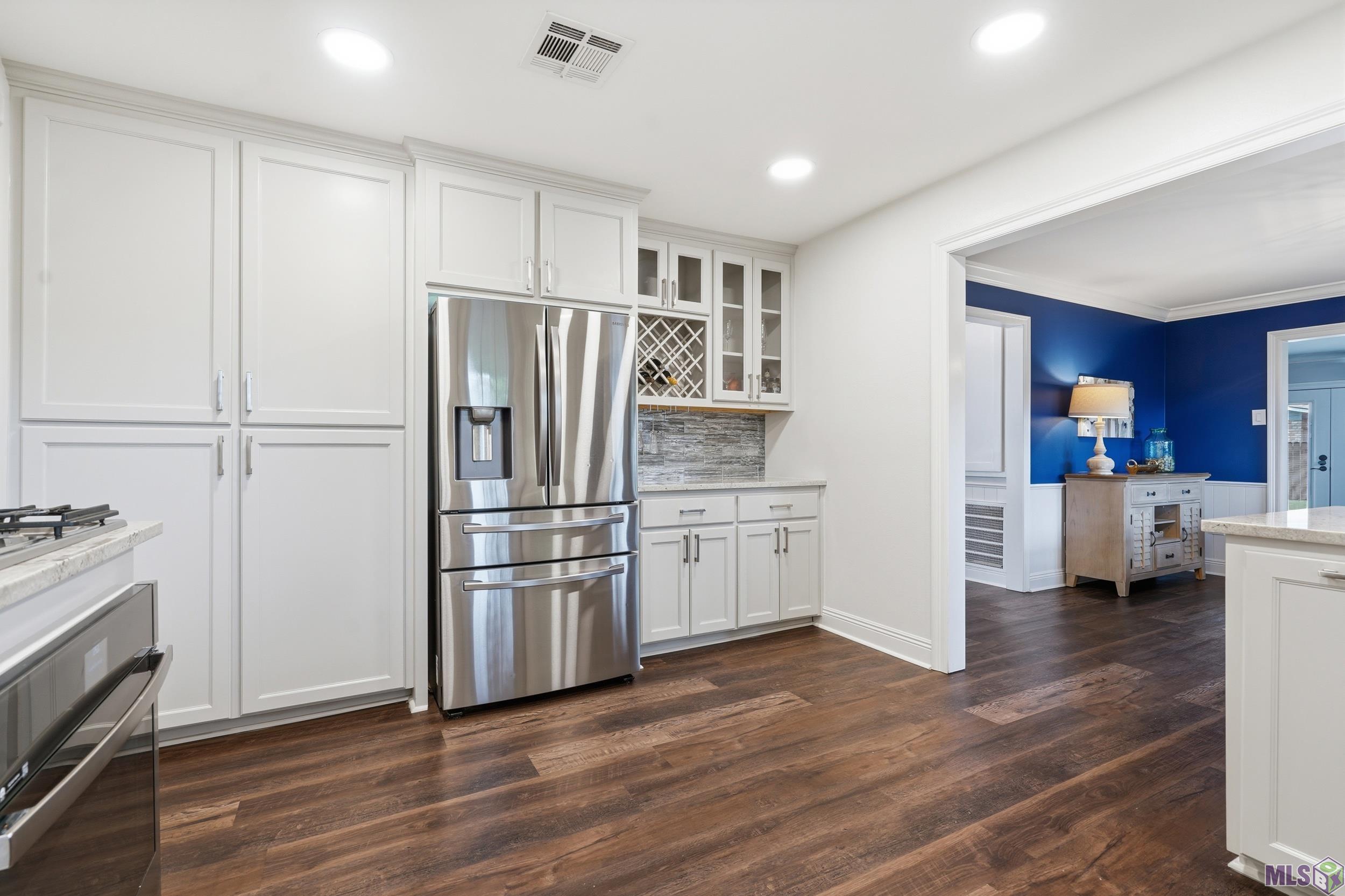 4160 Strand Drive Baton Rouge, LA 70809 - Photo 3 of 20