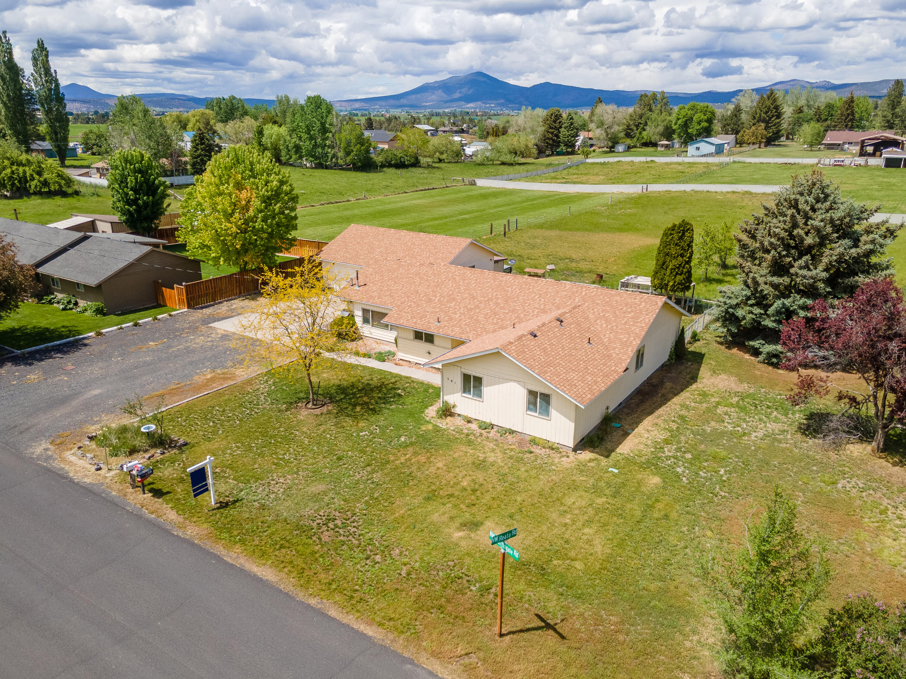 591 Martingale Road Prineville, OR 97754 - Photo 61 of 84 591NWMartingale-DroneShots-3